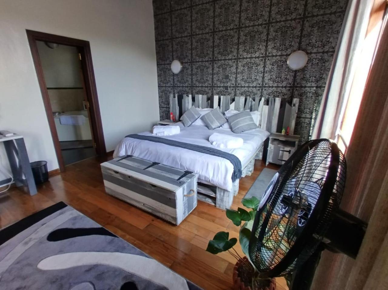 Florances Rest House Nairobi Bagian luar foto