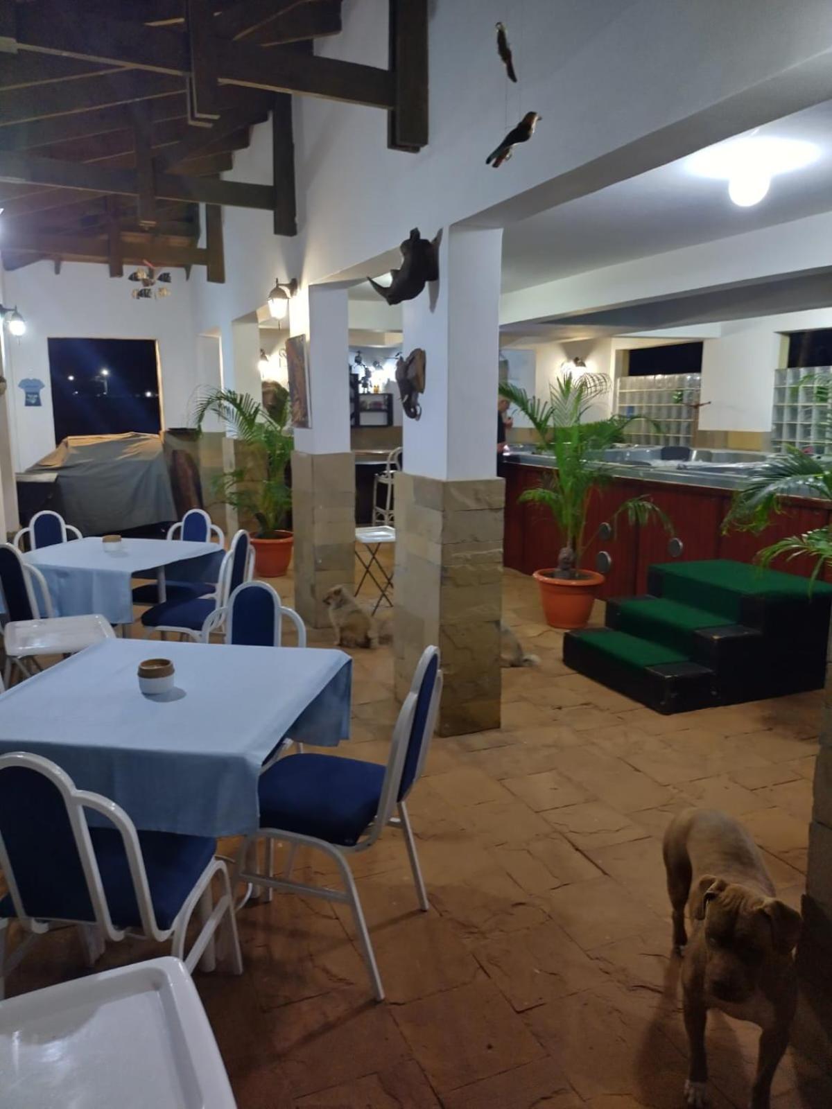 Florances Rest House Nairobi Bagian luar foto