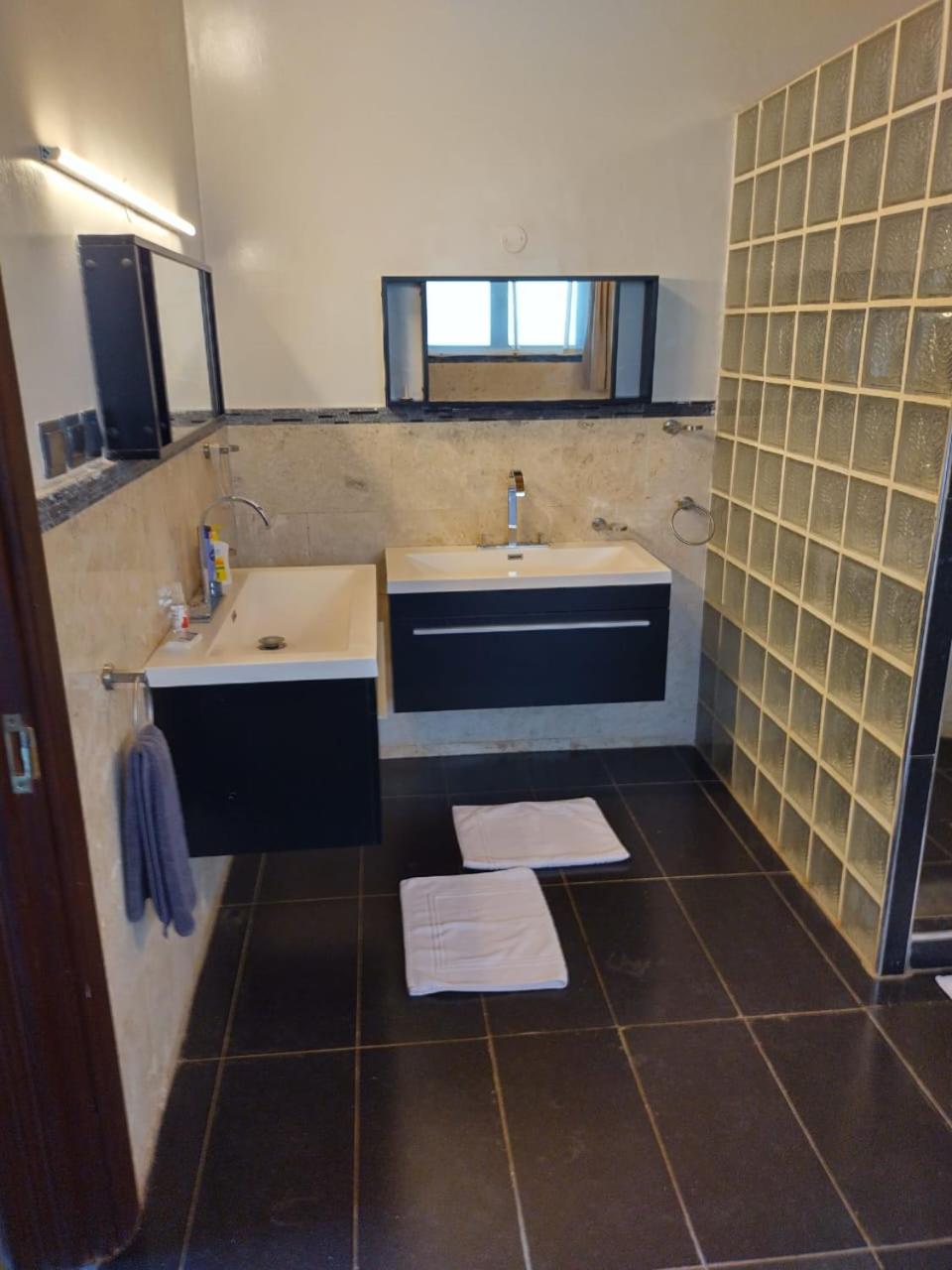Florances Rest House Nairobi Bagian luar foto
