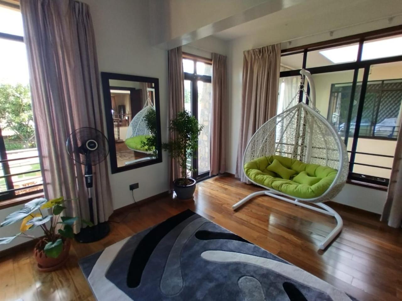 Florances Rest House Nairobi Bagian luar foto